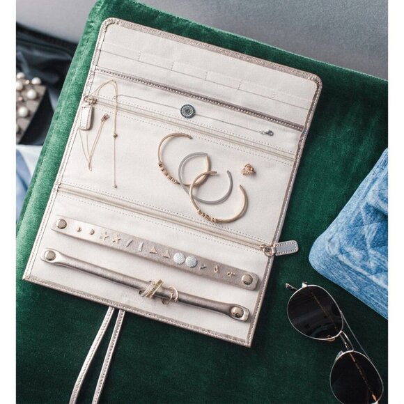 WOLF for Dana Rebecca Designs Leather Jewelry Travel Case Roll - Picture 4 of 5